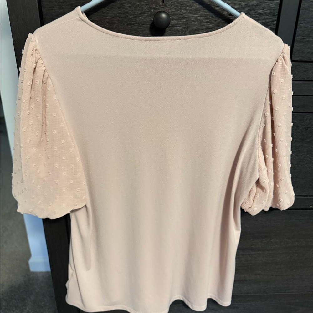 Adrianna Papell Dusty Pink Clip Dot Short Sleeve Blouse-Brand New Never Worn - Picture 7 of 7